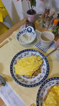 初のふわトロオムライス