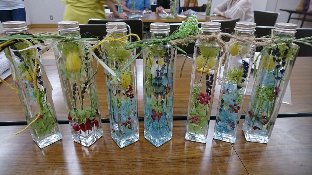 一緒にハーバリウムを作りませんか?
【倉敷エリア万寿中央コープ委員会】