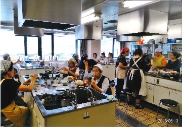 (株)タカキベーカリー　商品セミナー
【岡山東エリア片上コープ委員会】