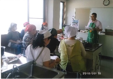 マルイ食品さんの商品セミナー
【岡山東エリア香登・西鶴山コープ委員会】