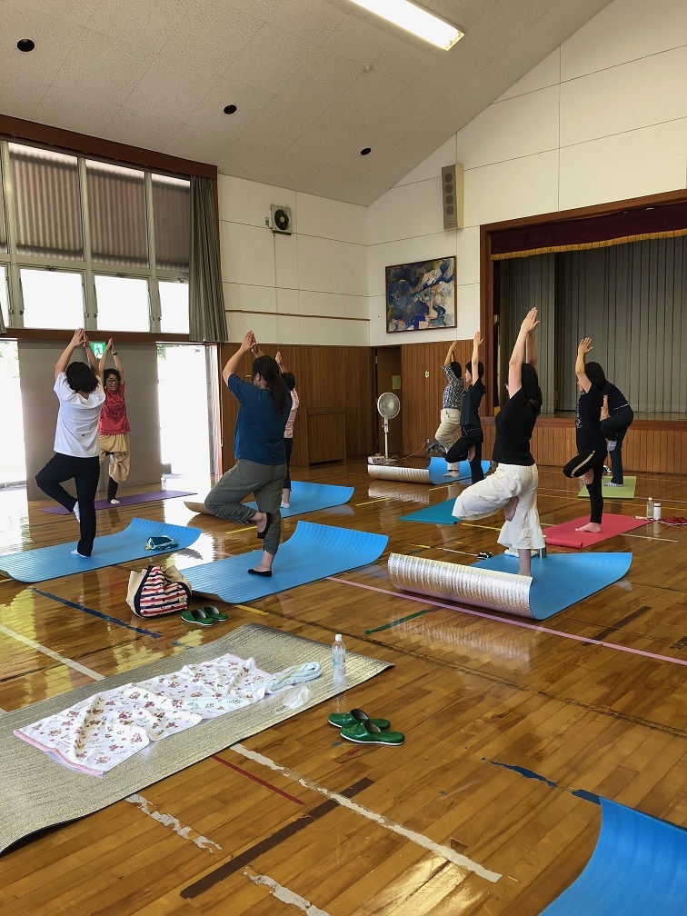 ヨガで夏の疲れをリフレッシュ
【美作エリア鏡野コープ委員会】