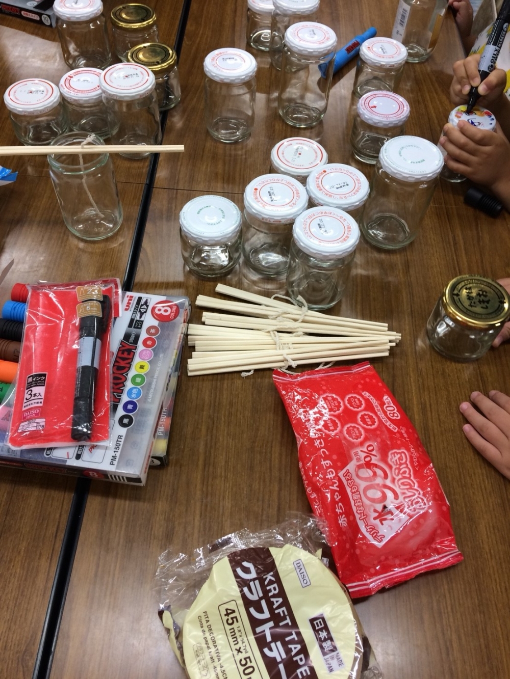 みんなでエコエコ活動をしよー!廃油キャンドル&マイバック
【井笠エリア六条院コープ委員会】