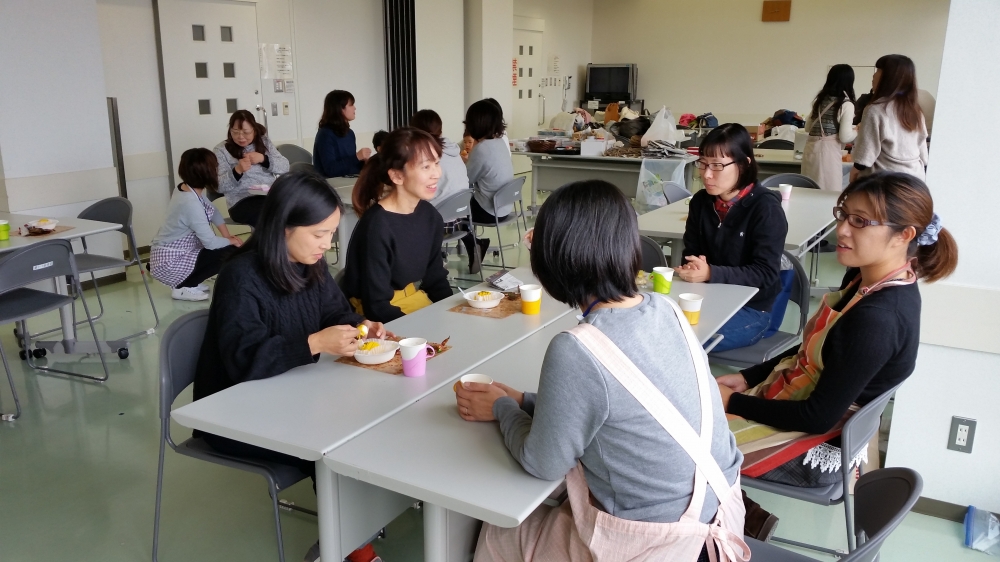 今年はひと味ちがうXmasオーナメントを作ろう!
【岡山西エリア芳泉南コープ委員会】