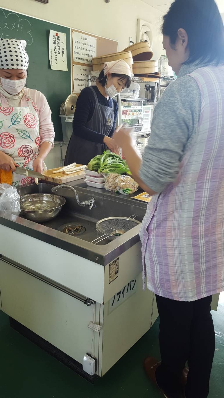 年末年始おすすめパーティーメニュー
【岡山東エリア伊里コープ委員会】