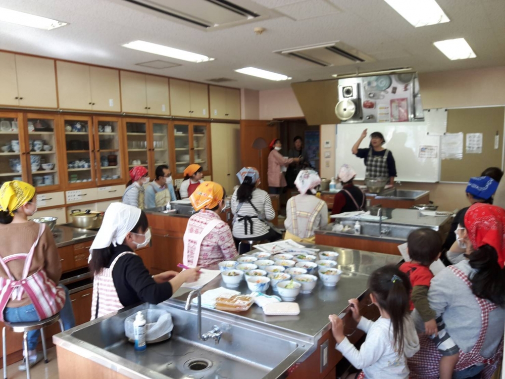 年末商品試食学習会
【岡山西エリア福浜コープ委員会】
