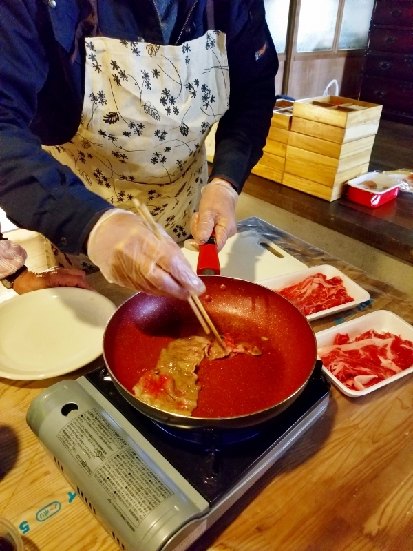 年末商品おすすめ活動試食会
【美作エリア久米南コープ委員会】