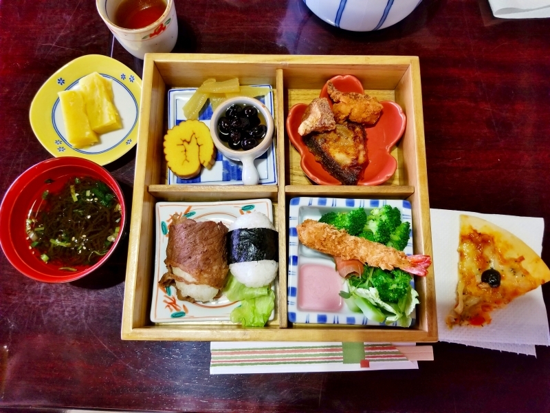 年末商品おすすめ活動試食会
【美作エリア久米南コープ委員会】