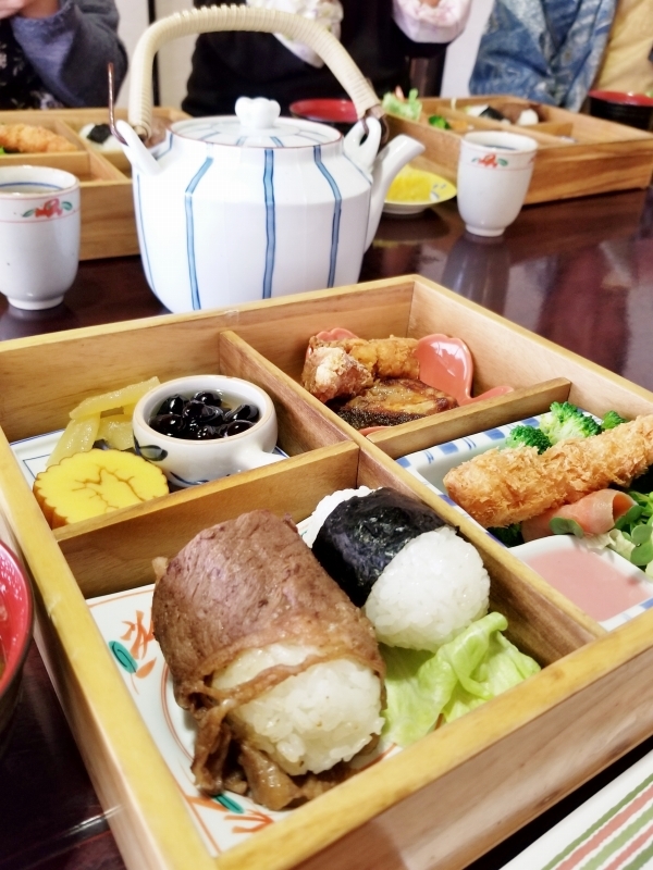 年末商品おすすめ活動試食会
【美作エリア久米南コープ委員会】