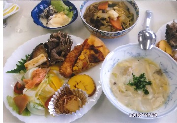 迎春商品を使って大人のお子様ランチ♪♪
【岡山東エリア香登・西鶴山コープ委員会】