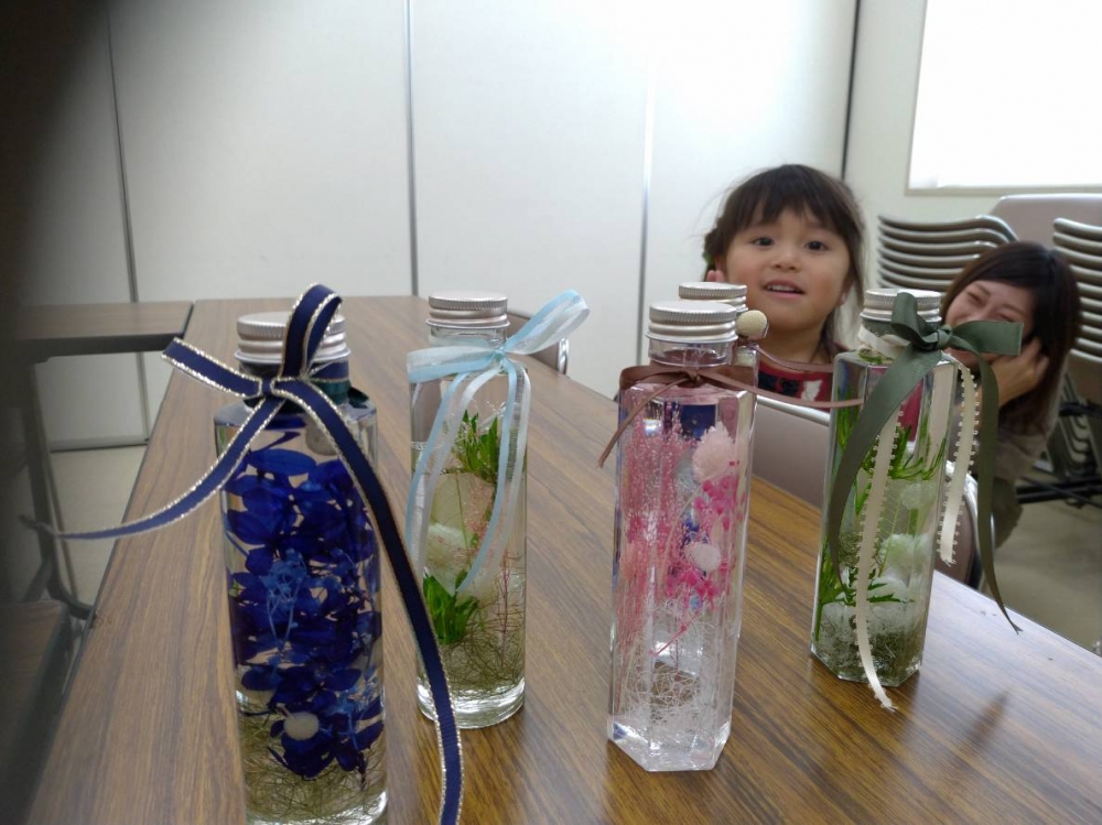 ハーバリウムを作ろう
【岡山東エリア桜ケ丘西コープ委員会】