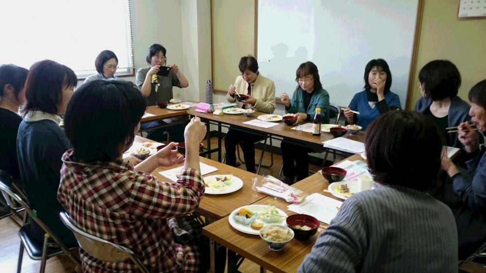 LPA葬祭学習会とおすすめ年末商品試食
【美作エリア佐良山・南小コープ委員会】