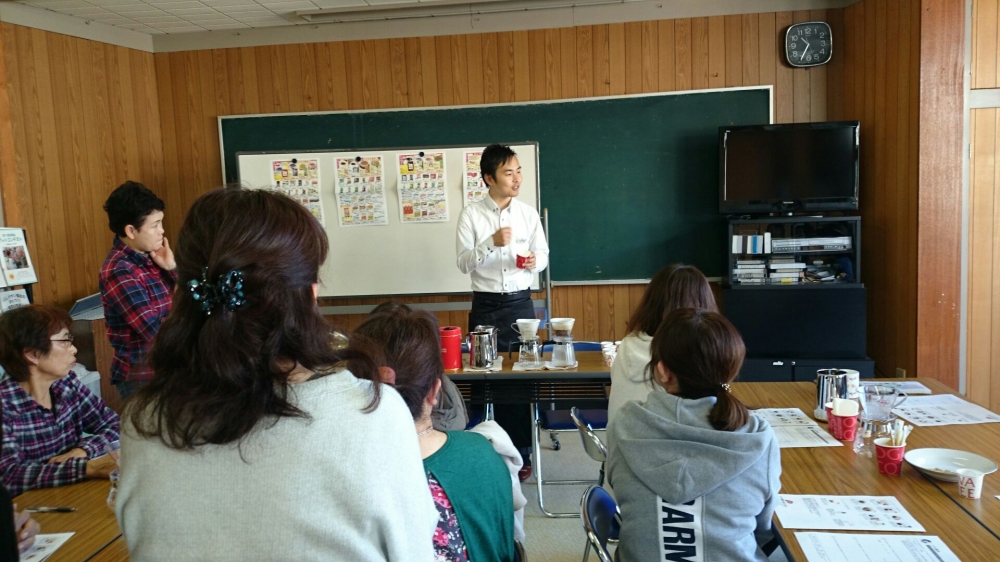 小川珈琲さんに教わる　おいしいコーヒーのいれ方教室
【岡山西エリア足守北コープ委員会】
