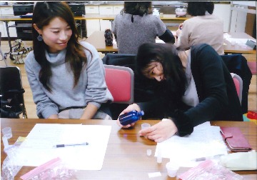 リップクリームとバスソルトを作って　コープ商品で時短・簡単ワンプレートを食べよう
【岡山東エリア幡多南コープ委員会】