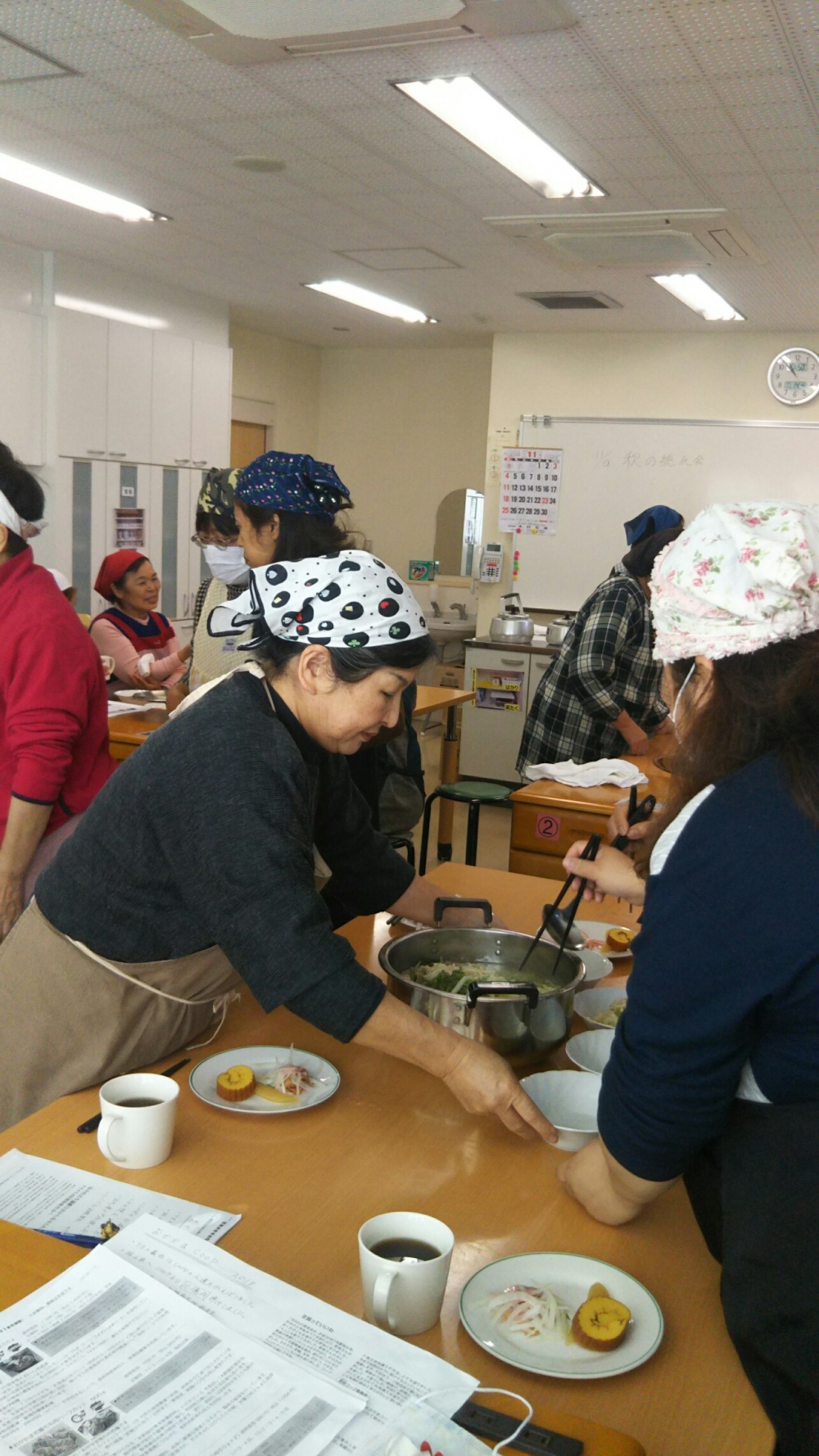 年末おすすめ商品試食会
【倉敷エリア郷内コープ委員会】