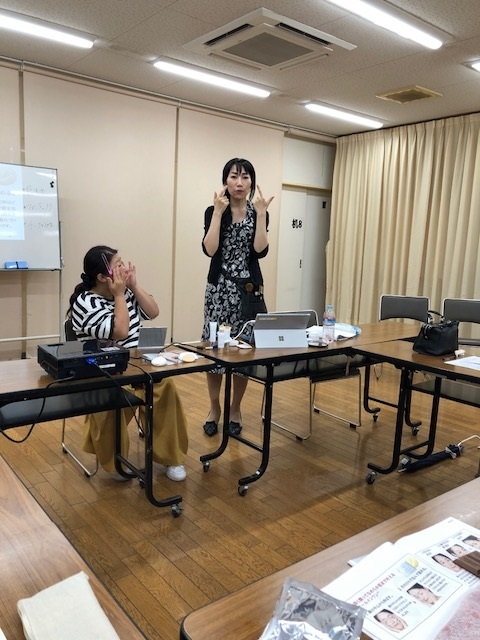 美容液ファンデーション「薬用クリアエステヴェール」で仕上げる若返りメイクレッスン
【井笠エリア里庄コープ委員会】