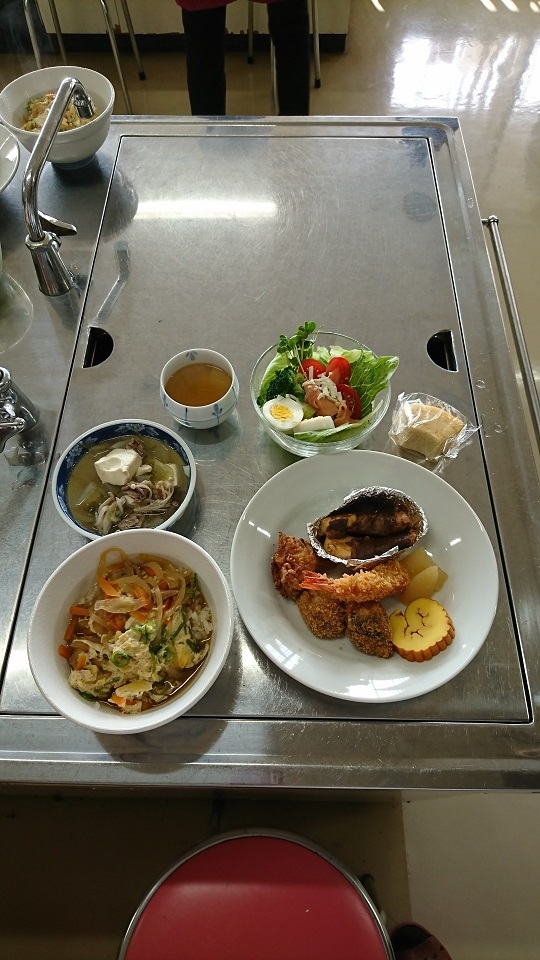 年末おすすめ商品試食会
【美作エリア奈義コープ委員会】