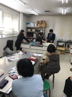 おそうじマイスターが教えるおそうじセミナー♪
【倉敷エリア万寿東コープ委員会】