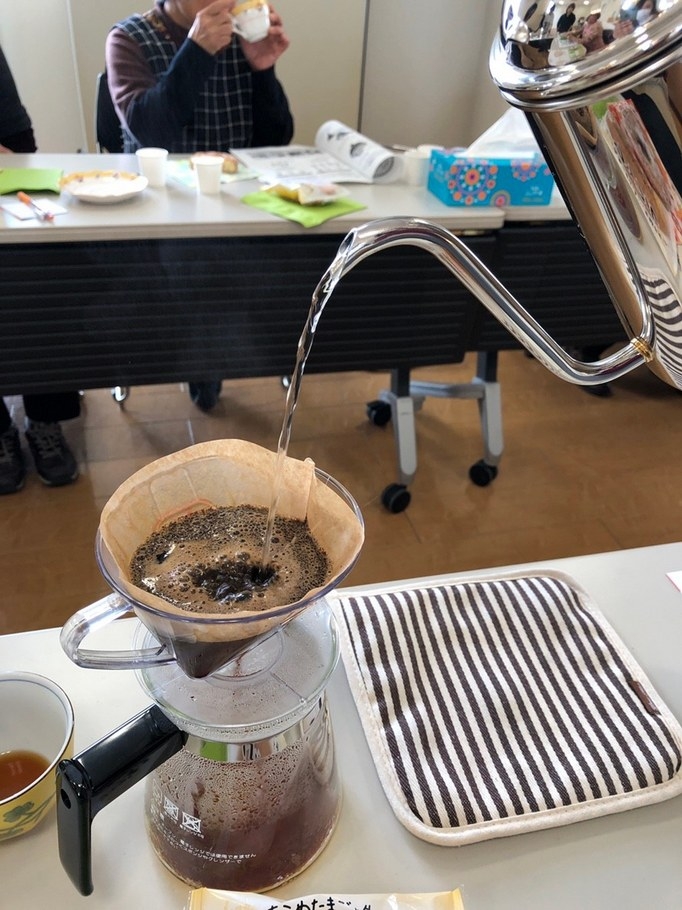 『こめたまごと生協牛乳』を使ったスイーツ&おいしいコーヒーのいれ方
【井笠エリア寄島コープ委員会】