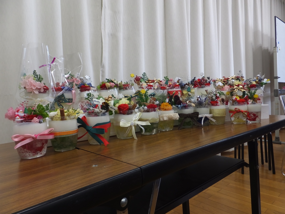 アロマワックスカップ作り&年末おすすめ商品の試食
【備北エリア総社東コープ委員会】