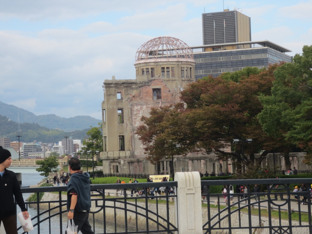大人の平和バス企画　未来への想いをのせて
【岡山東エリア平和ＰＪ】