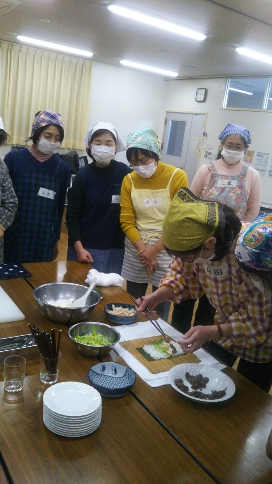 実は簡単!おかやま牛を使って恵方巻を作ろう
【井笠エリア鴨方東コープ委員会】