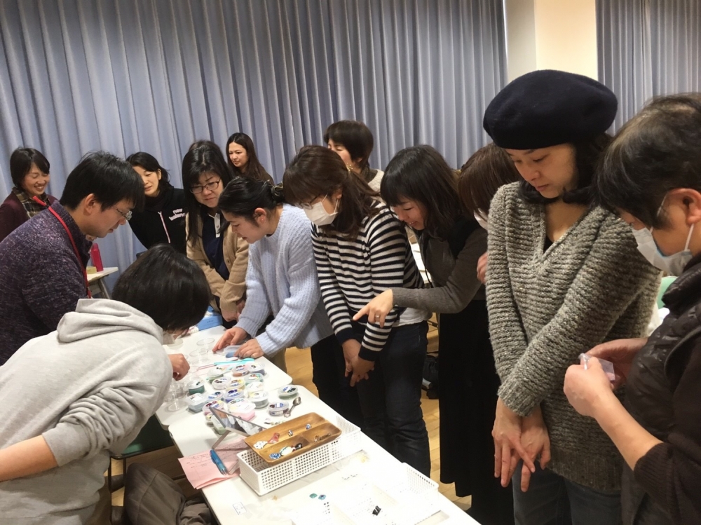 七宝焼きをやってみよう!
【美作エリア美作コープ委員会】