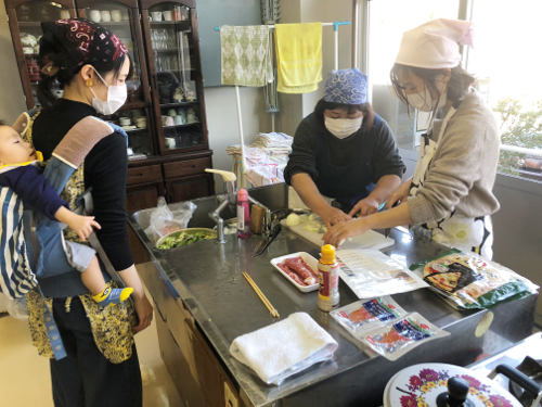家族だんらん☆寒い冬を乗り切ろう  ～パーティーメニュー&かんたんおせち～
【井笠エリア美星コープ委員会】
