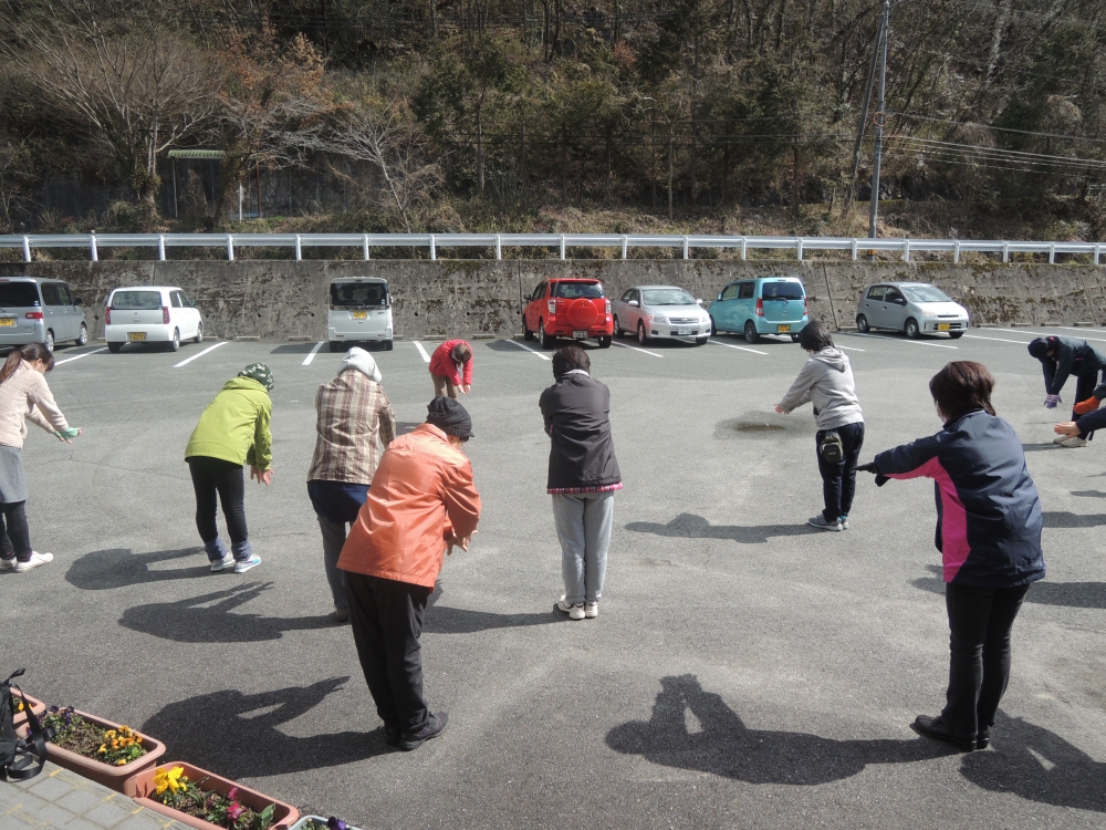 クアオルトウォーキングとヨガで楽しむブロック交流会
【備北エリア新見ブロック　委員会】