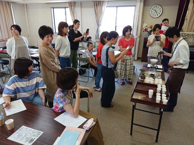 これであなたもコーヒーマイスター ～おいしいコーヒーのいれ方～
【岡山西エリア津島コープ委員会】