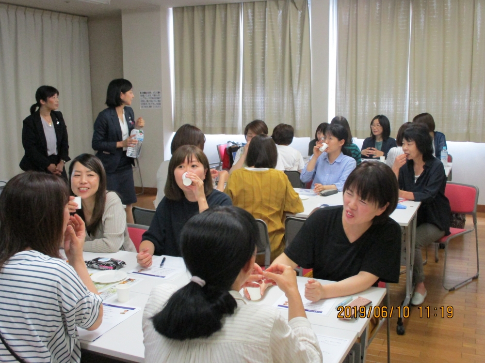 わかさ生活さんによる 『北欧産ビルベリー』スムージーの試飲&目の健康商品の学習会
【備北エリア総社中央コープ委員会】