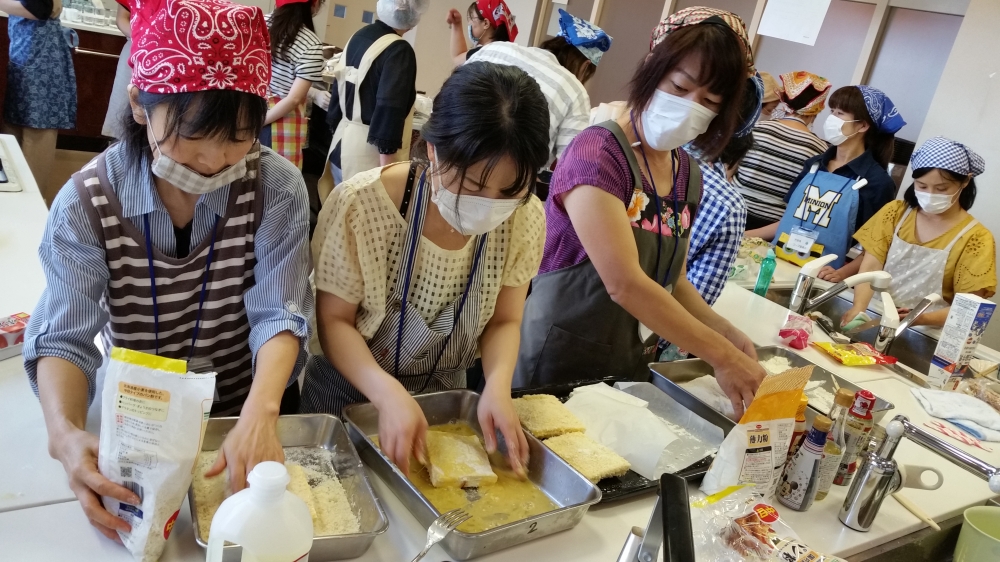 生協食パンでかんたんカレーパンを作ろう!
【岡山西エリア芳泉南コープ委員会】