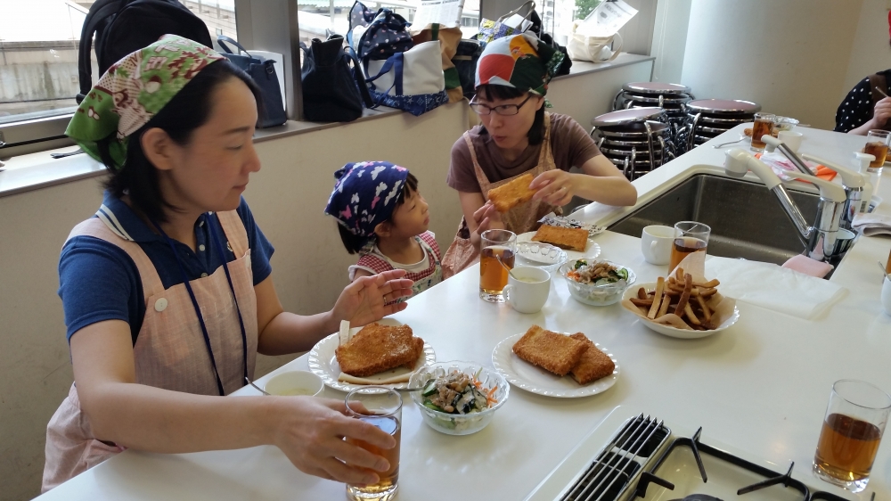 生協食パンでかんたんカレーパンを作ろう!
【岡山西エリア芳泉南コープ委員会】