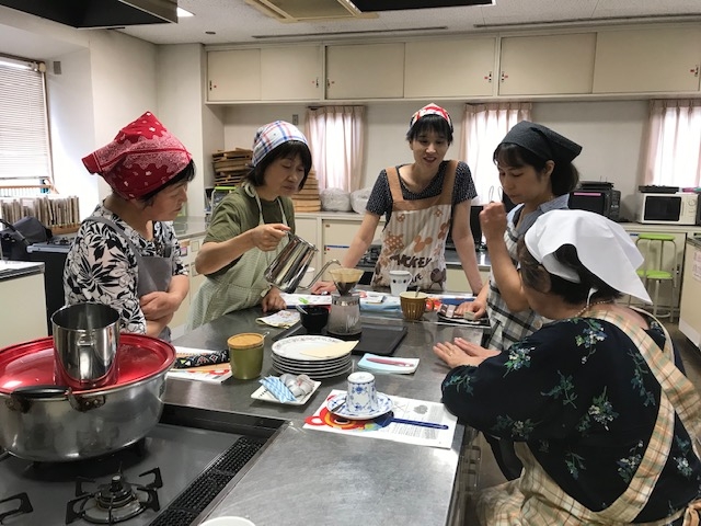 こめたまご・生協牛乳を使ったスイーツ&おいしい珈琲のいれ方
【倉敷エリア茶屋町コープ委員会】