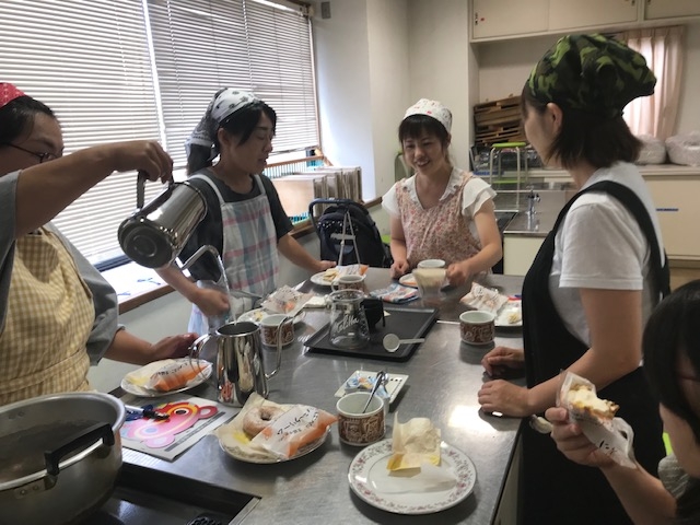 こめたまご・生協牛乳を使ったスイーツ&おいしい珈琲のいれ方
【倉敷エリア茶屋町コープ委員会】