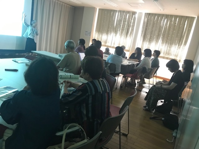 消費者被害学集会～だまされないために知っておこう～
【備北エリアくらしを守る委員会】