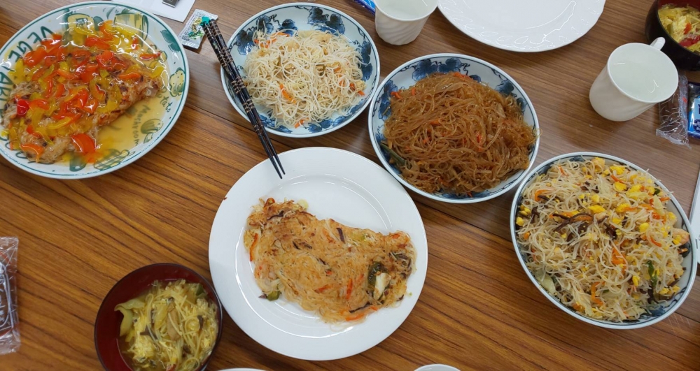 ケンミン食品商品セミナー  ビーフンアレンジレシピつくって食べてみよう
【美作エリア落合コープ委員会】