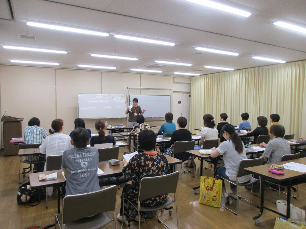 くらしの見直し学習会　"女性の働き方でわかるわが家の家計プラン”
【井笠エリアくらし・環境ＰＪ】