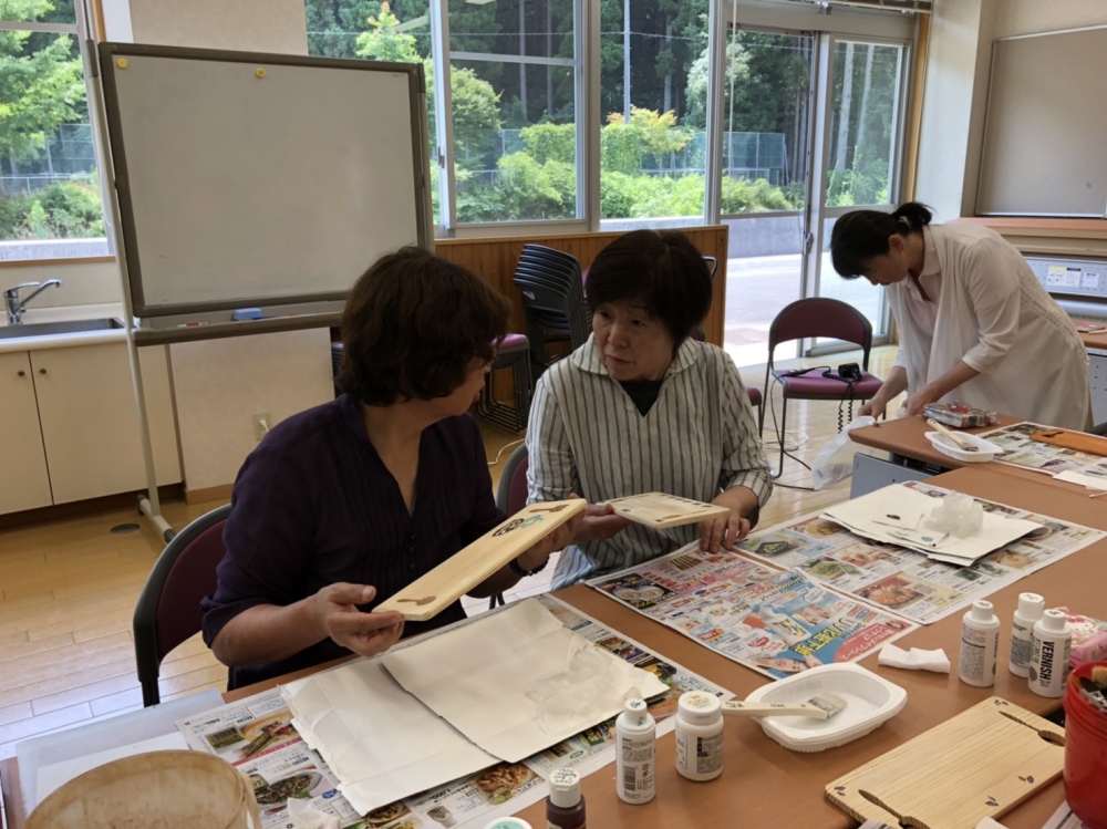 ビーントゥバー チョコレート講座♡&カフェトレイ作り
【備北エリア神郷　哲西コープ委員会】