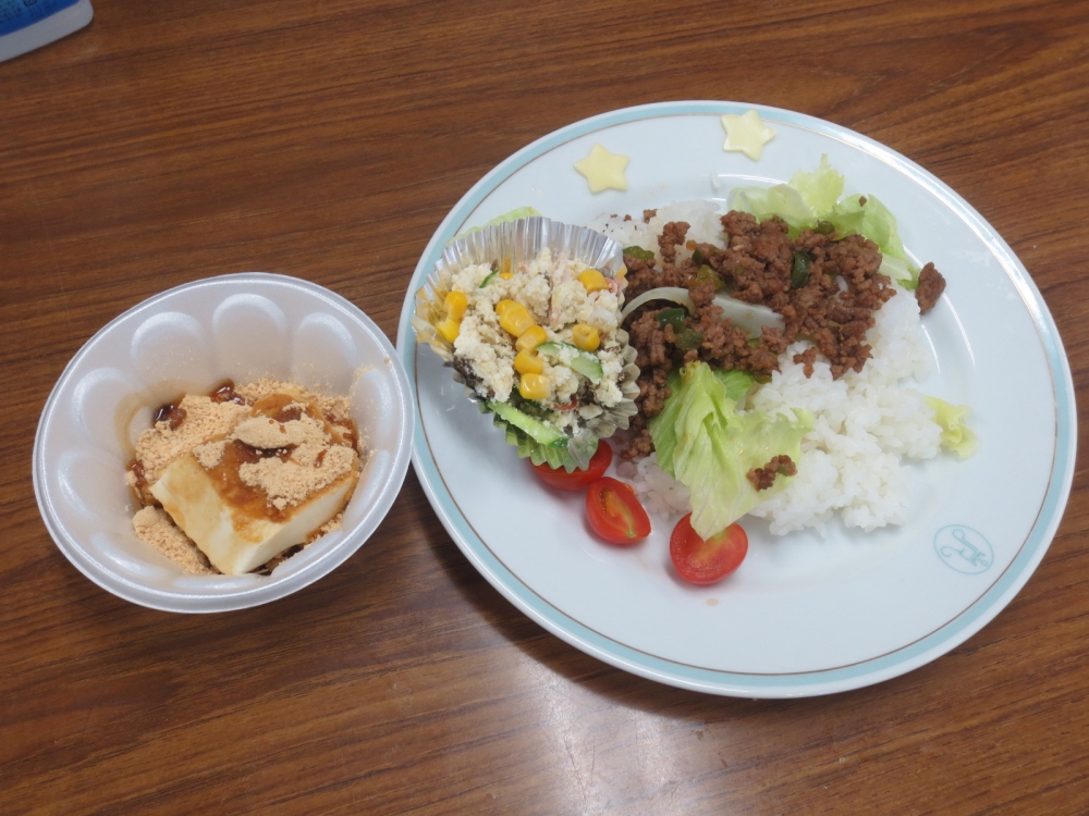 親子で楽しく 沖縄風ランチをつくろう♪
【岡山東エリアたべるたいせつPJ】