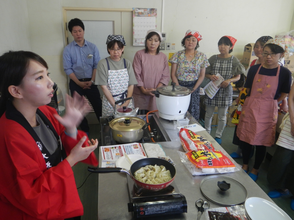 イートアンド(株)プロが教える!大阪王将餃子の焼き方
【井笠エリア笠岡東コープ委員会】