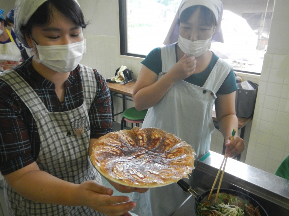 イートアンド(株)プロが教える!大阪王将餃子の焼き方
【井笠エリア笠岡東コープ委員会】
