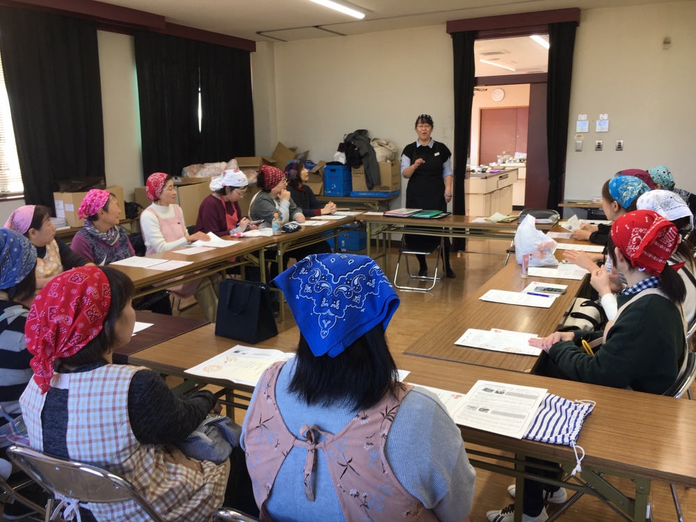 年末おすすめ商品セミナー
【美作エリア久米北コープ委員会】