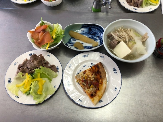 年末!おすすめ商品!試食してみよう!
【岡山西エリア加茂コープ委員会】