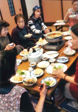 年末おすすめ商品・試食会
【美作エリア大原・粟倉コープ委員会】