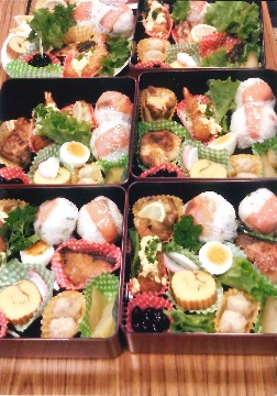年末おすすめ商品・試食会
【美作エリア大原・粟倉コープ委員会】