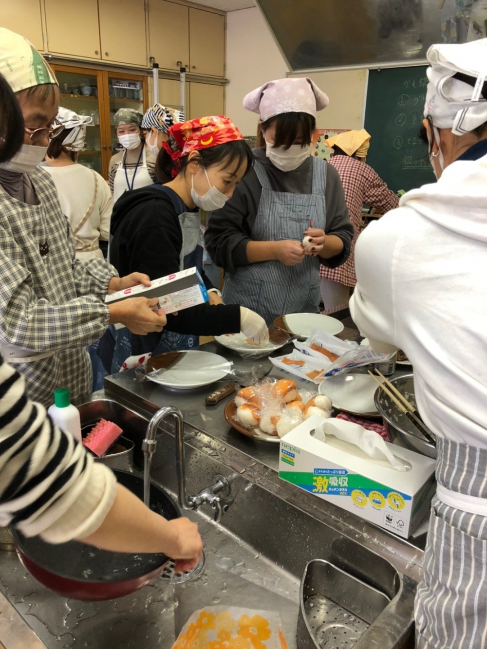 Cコレ &年末おすすめ商品セミナー
【岡山東エリア操南コープ委員会】