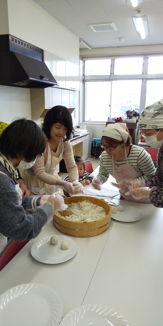 Cコレ&年末おすすめ商品セミナー
【岡山東エリア山陽西コープ委員会】