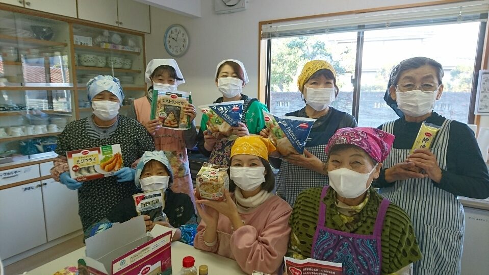 年末年始おすすめ商品試食会
【岡山西エリア建部南コープ委員会】