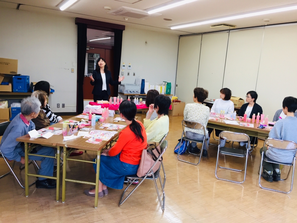株式会社ナリス化粧品 商品セミナー ~お肌のチェックをしてみませんか?~
【美作エリア向陽・院庄コープ委員会】