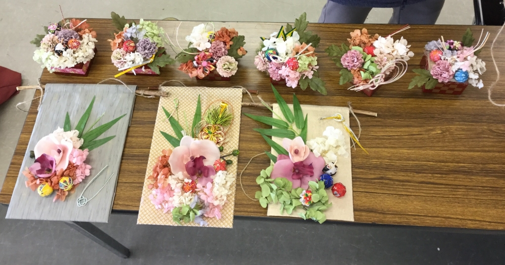 お正月アレンジをつくろう
【美作エリア作東コープ委員会】